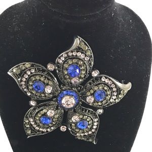 Star brooch
